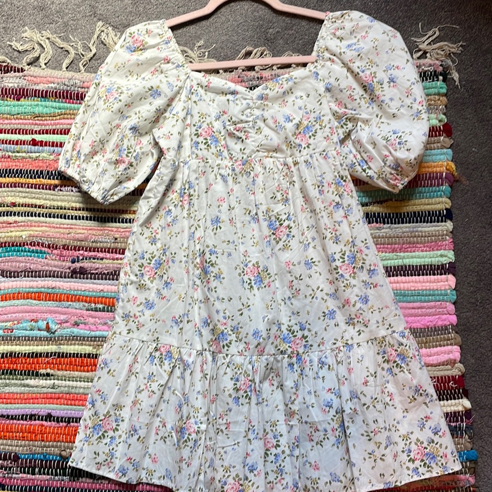 Adorable BILLABONG Dress